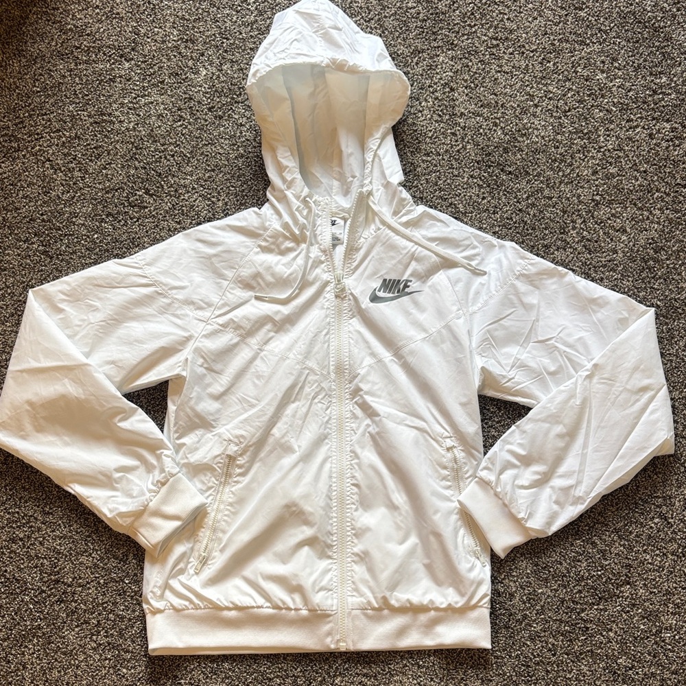 Like NEW! Nike Women's White Zippered Hooded Windbreaker- XS